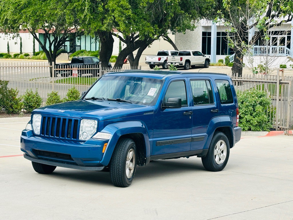 2010 Jeep Liberty Image 3