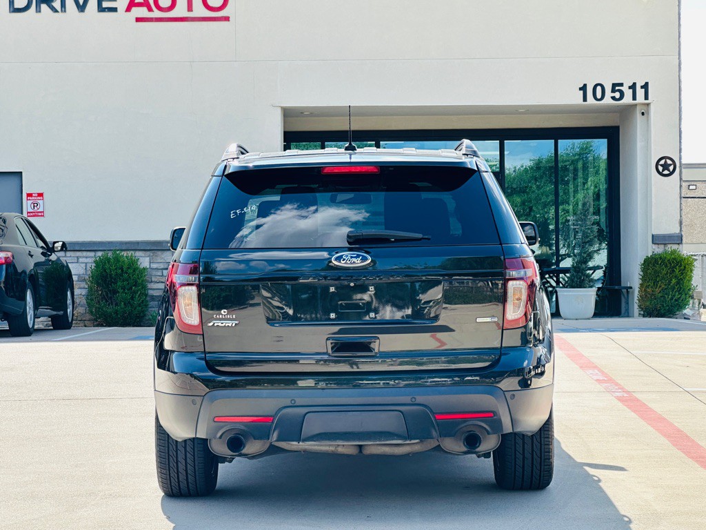 2015 Ford Explorer Image 8