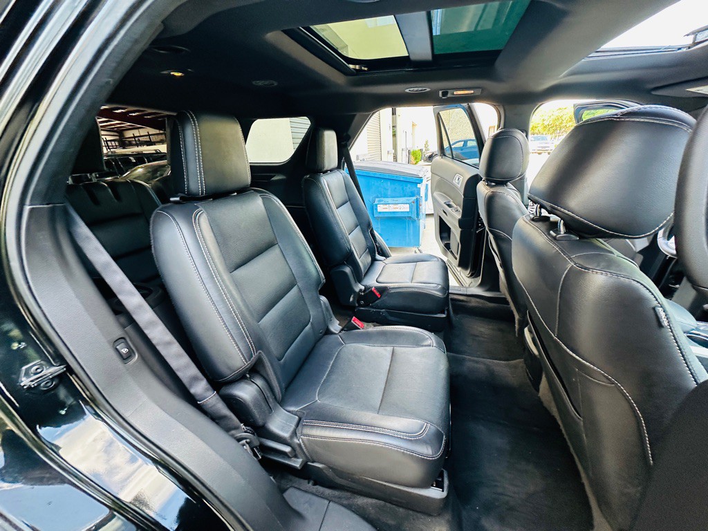 2015 Ford Explorer Image 21