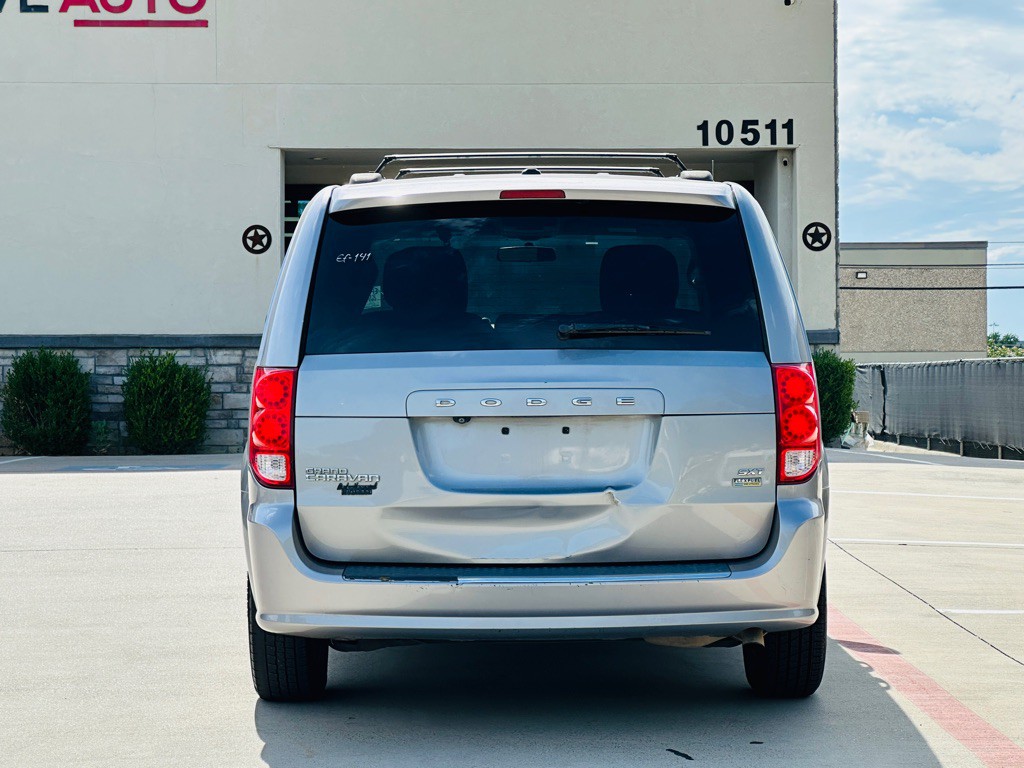 2015 Dodge Grand Caravan Image 9