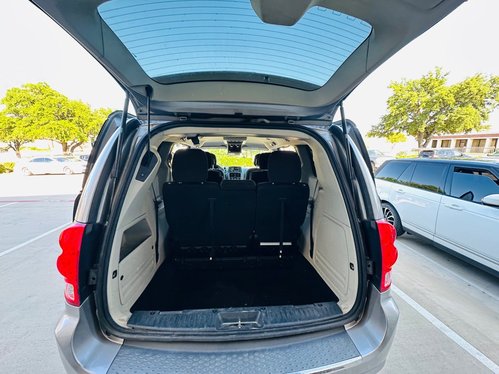 2015 Dodge Grand Caravan Image 20