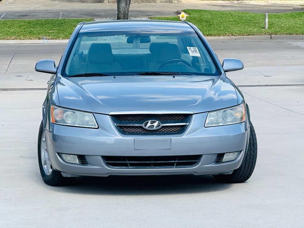 2006 Hyundai Sonata Image 2