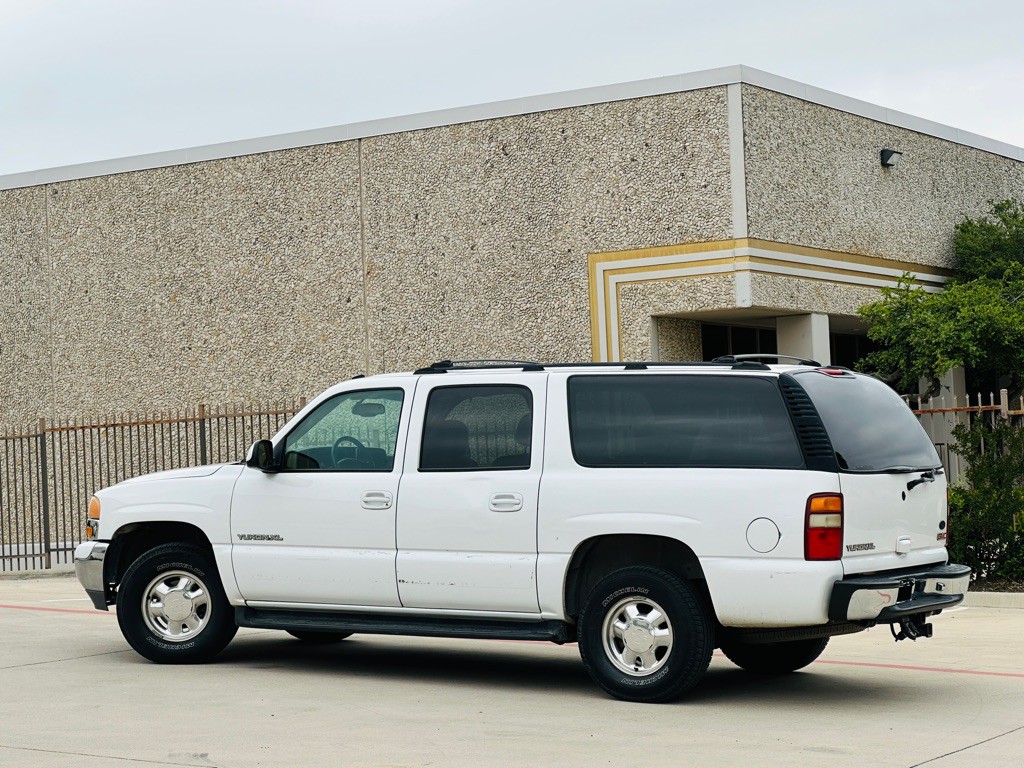 2003 GMC Yukon Image 6