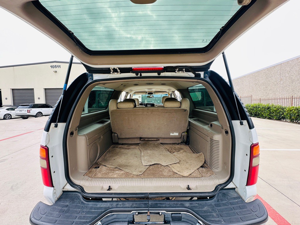 2003 GMC Yukon Image 18