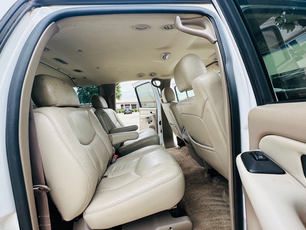 2003 GMC Yukon Image 20