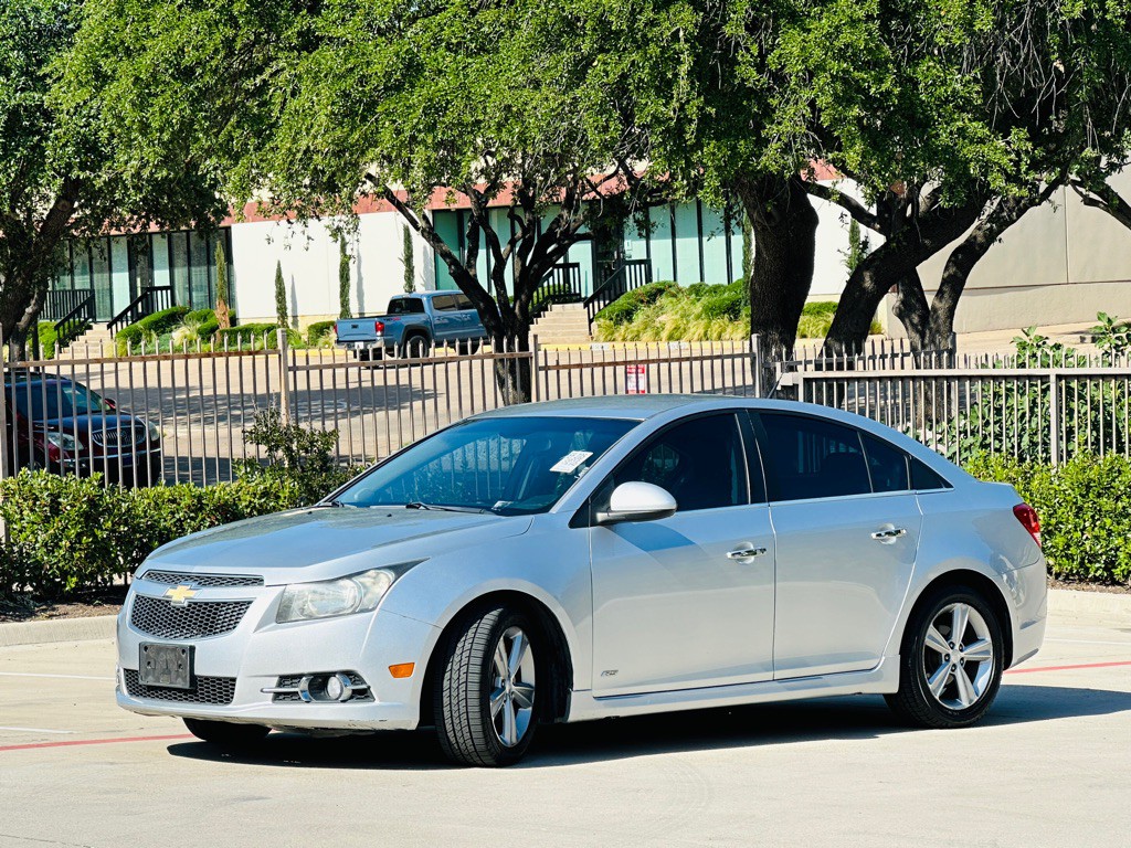 2012 Chevrolet Cruze Image 4