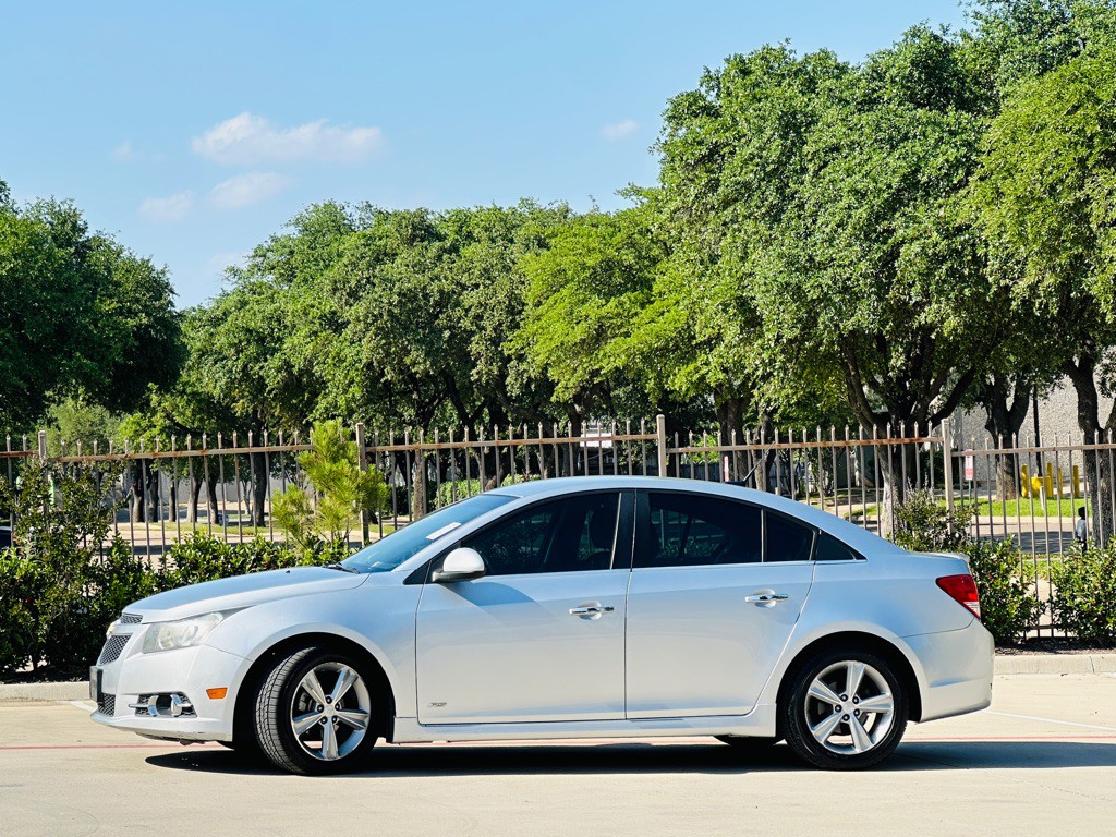 2012 Chevrolet Cruze Image 5