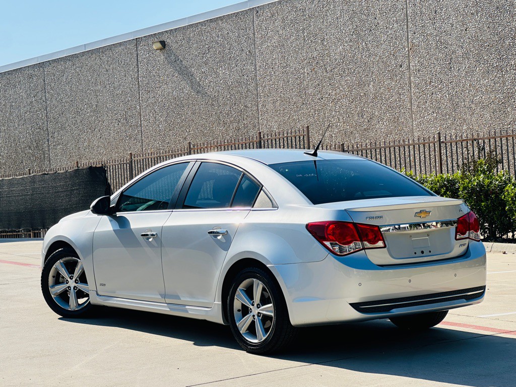 2012 Chevrolet Cruze Image 8