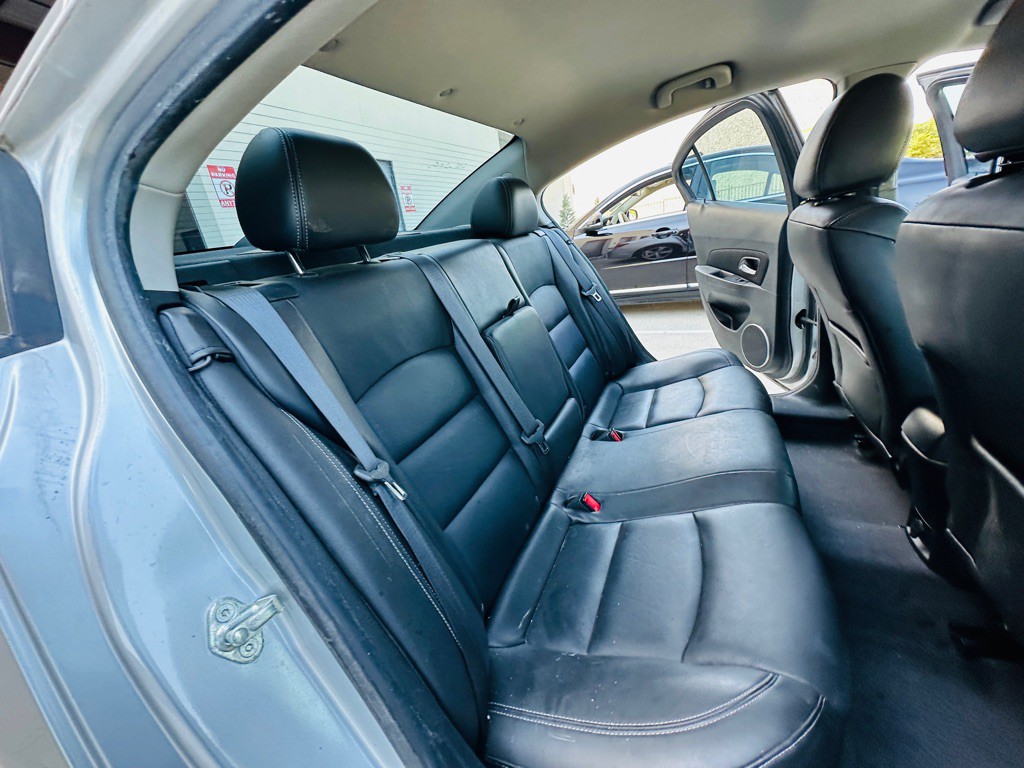 2012 Chevrolet Cruze Image 21