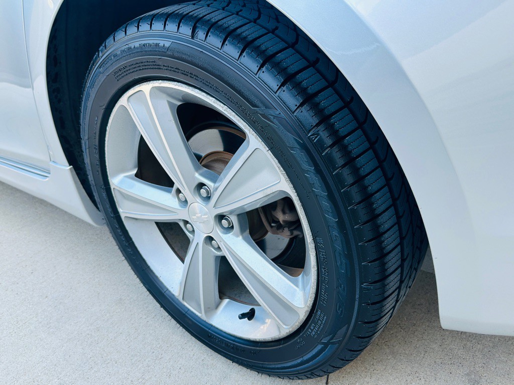 2012 Chevrolet Cruze Image 28