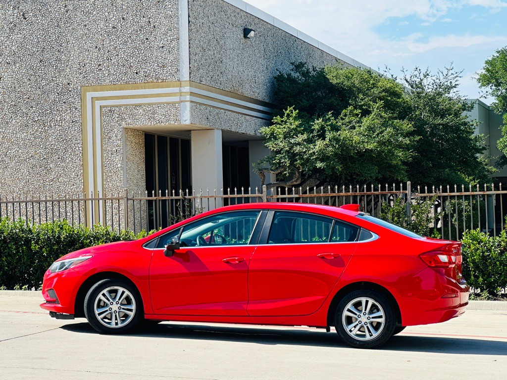 2017 Chevrolet Cruze Image 6