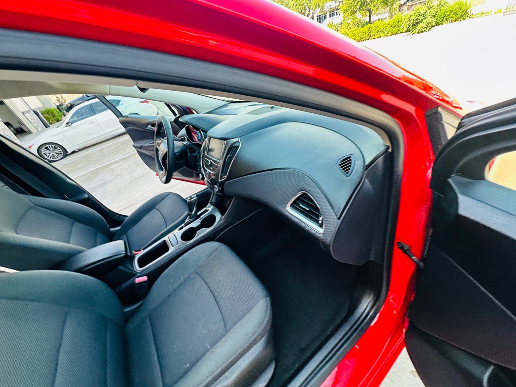 2017 Chevrolet Cruze Image 25