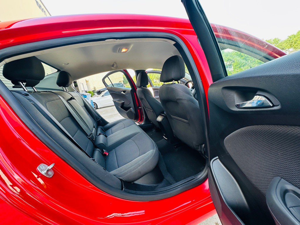 2017 Chevrolet Cruze Image 20