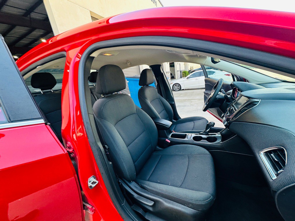 2017 Chevrolet Cruze Image 23