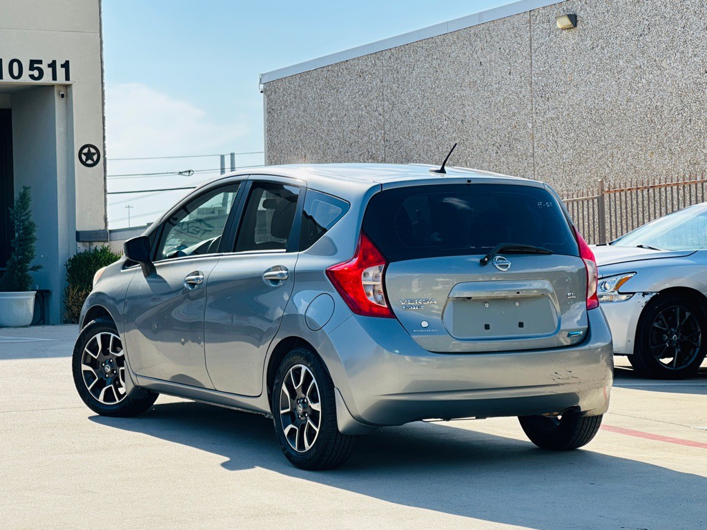 2015 Nissan Versa Image 6
