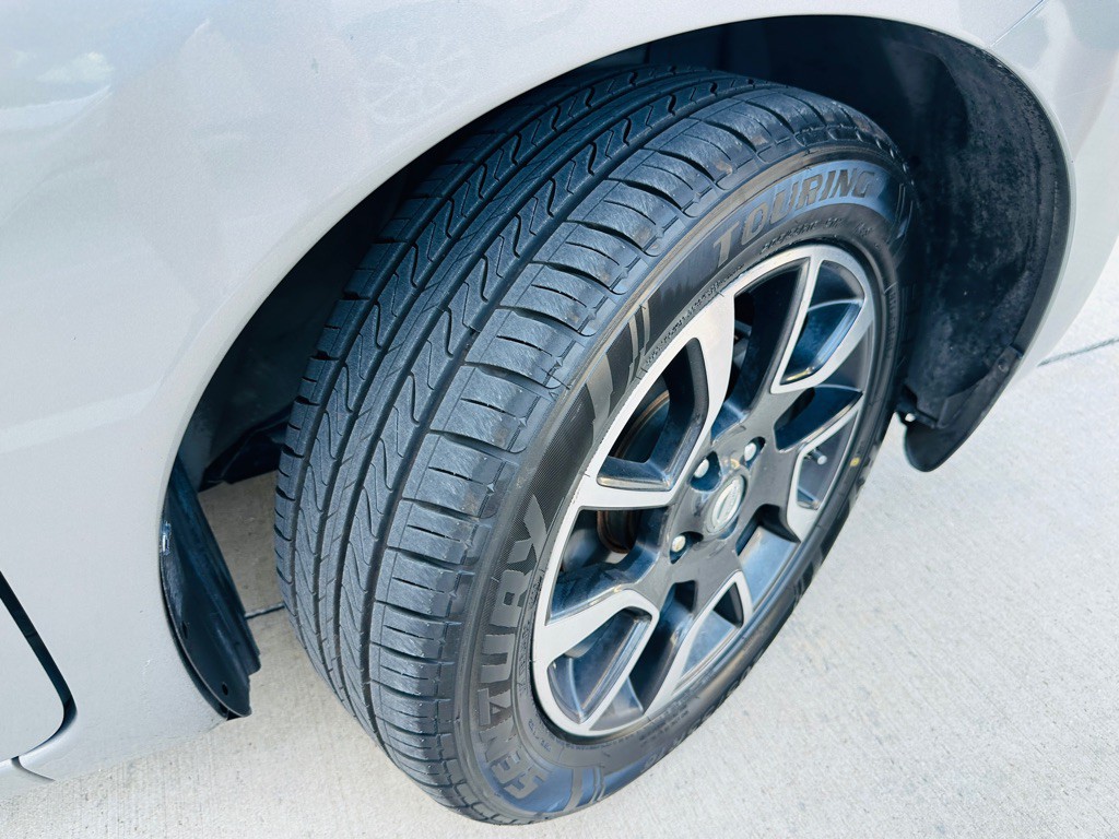 2015 Nissan Versa Image 30