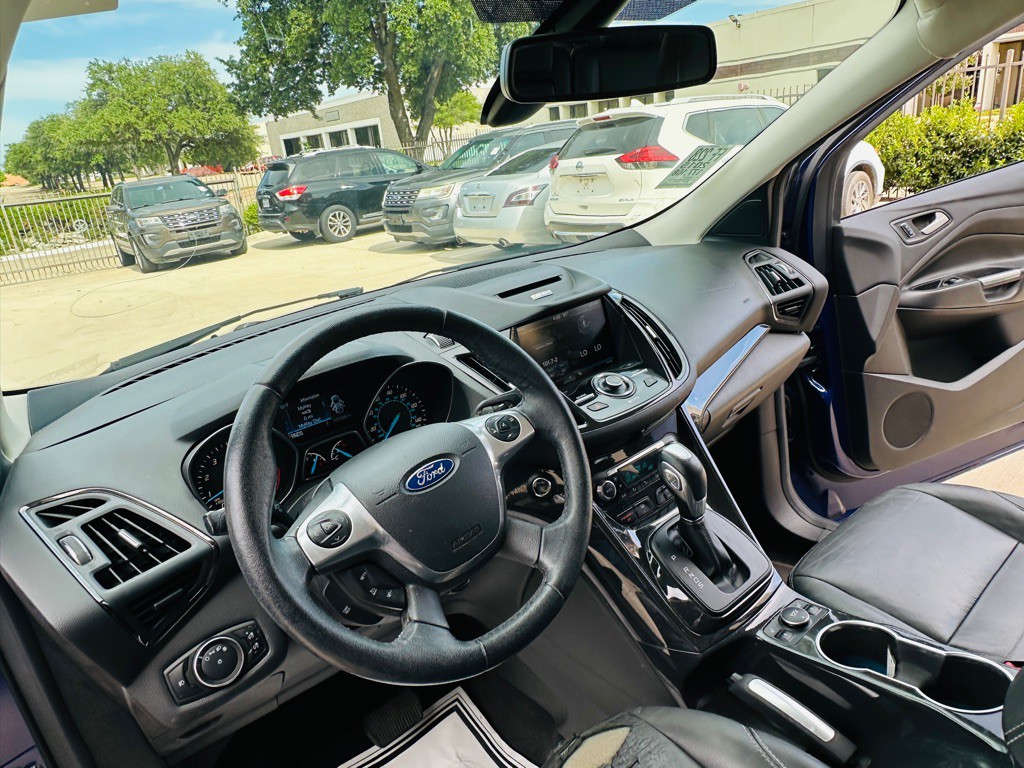 2015 Ford Escape Image 11