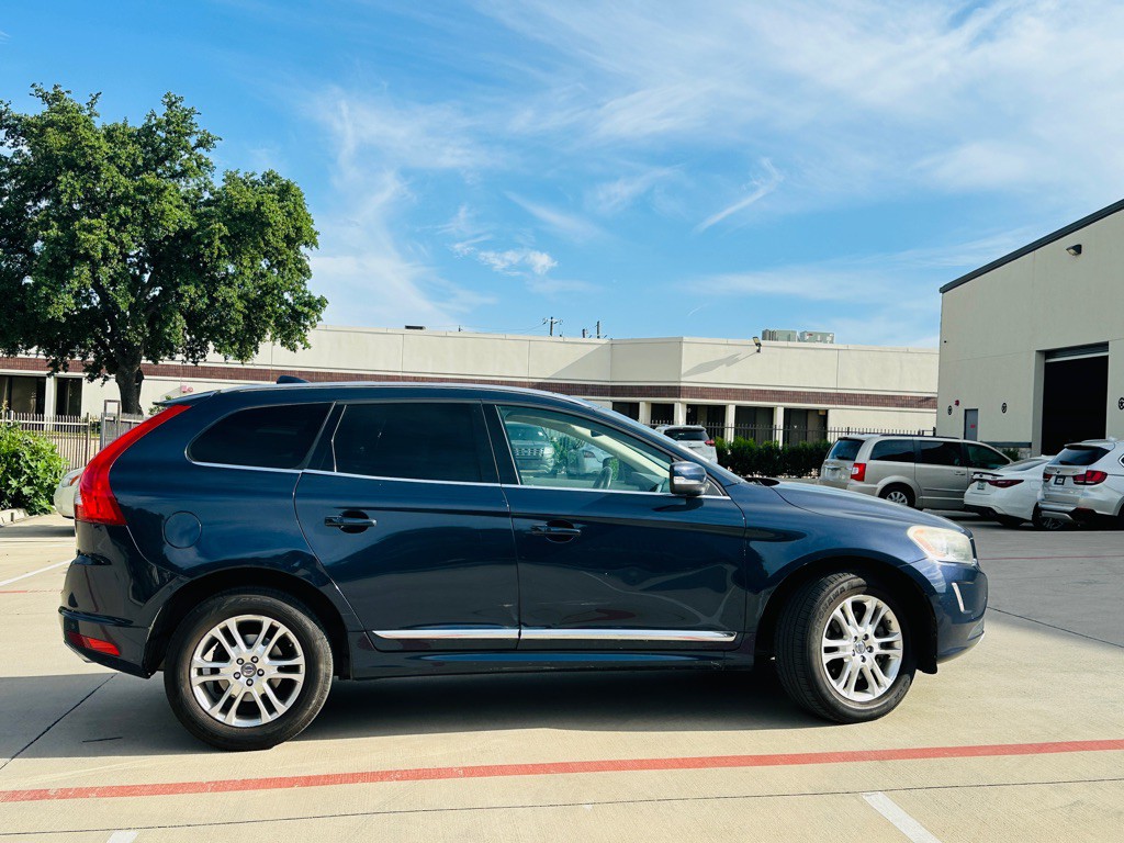 2015 Volvo XC60 Image 9