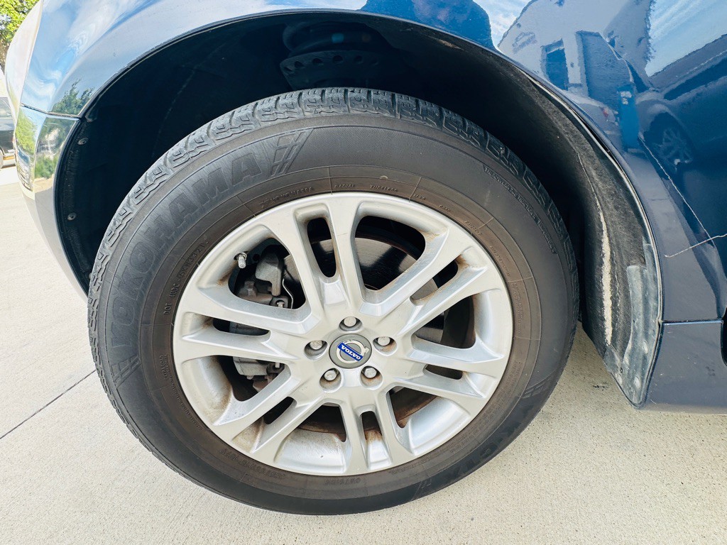 2015 Volvo XC60 Image 26