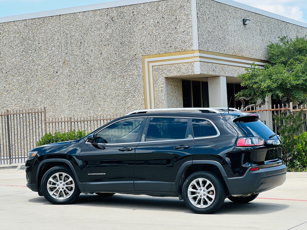 2019 Jeep Cherokee Image 6