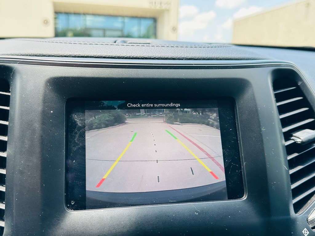 2019 Jeep Cherokee Image 25