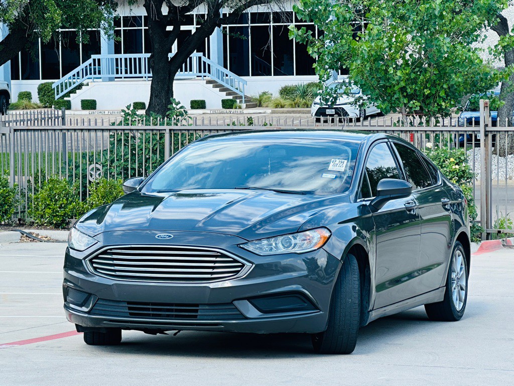 2017 Ford Fusion Image 3