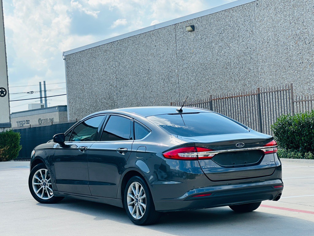 2017 Ford Fusion Image 7