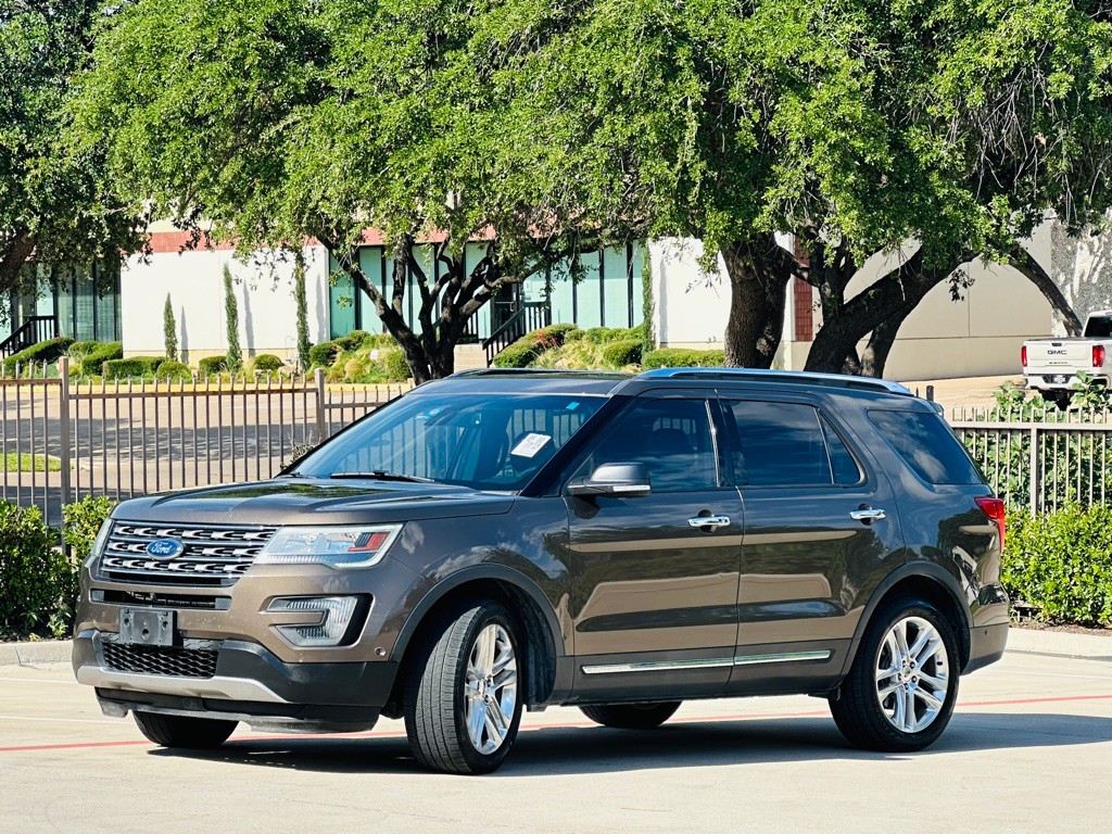 2016 Ford Explorer Image 4