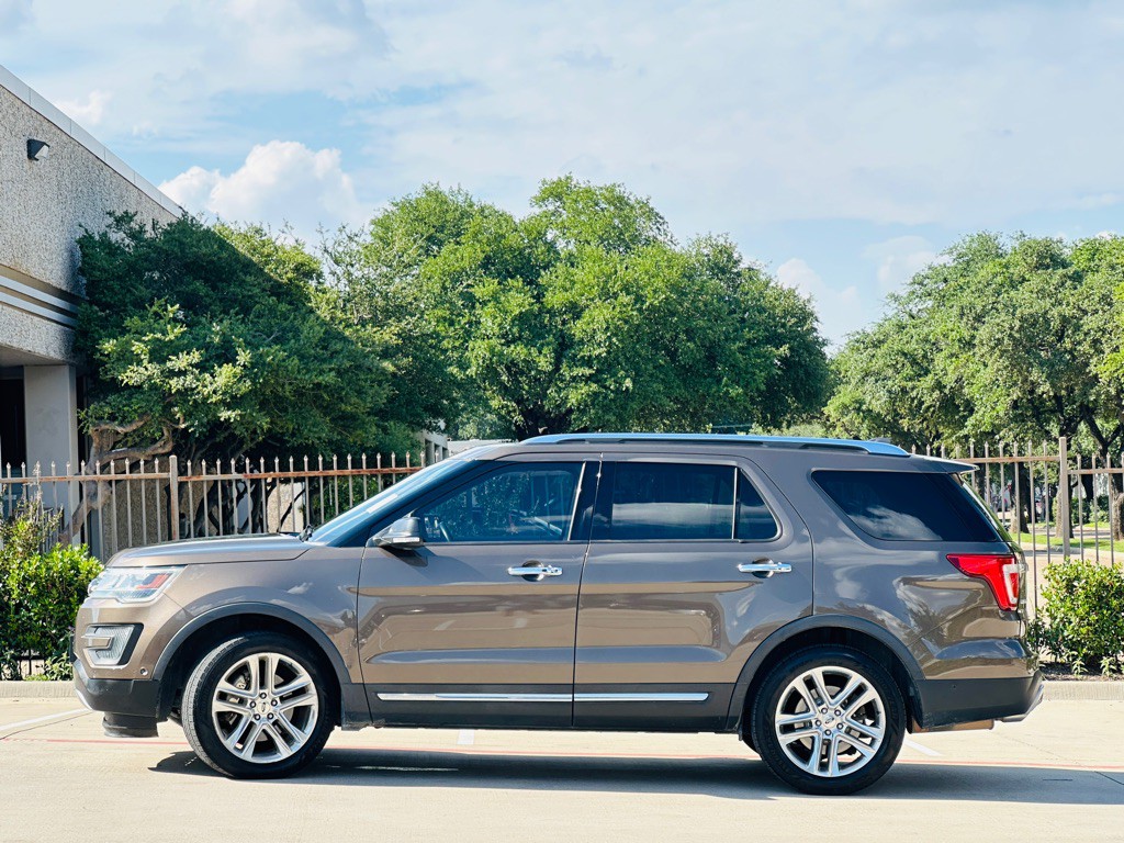 2016 Ford Explorer Image 6
