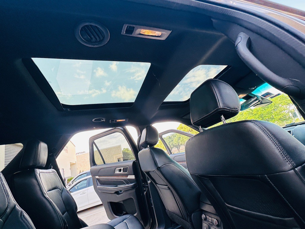 2016 Ford Explorer Image 22