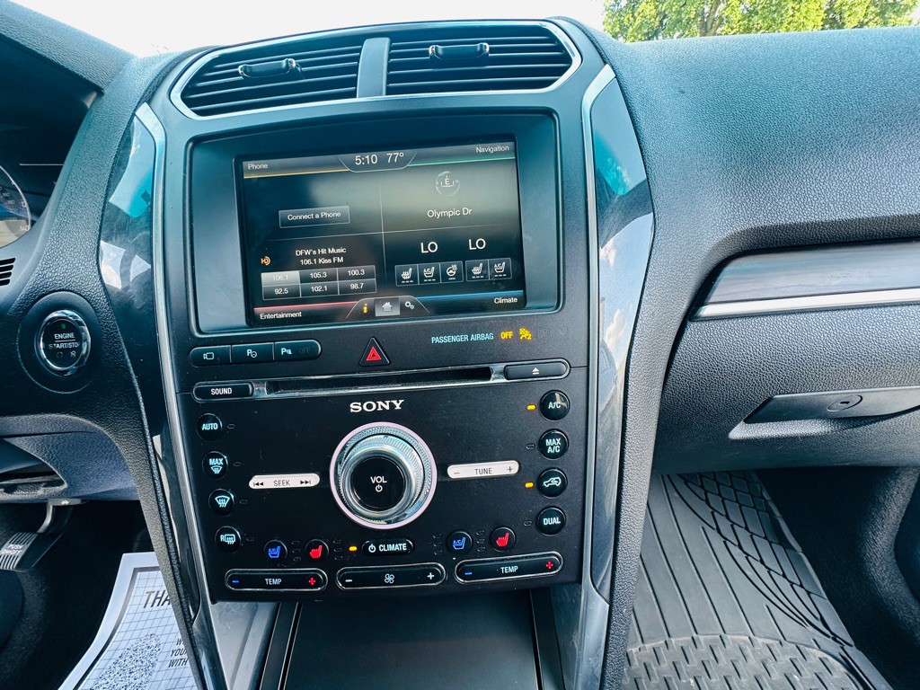 2016 Ford Explorer Image 30