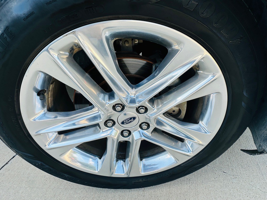 2016 Ford Explorer Image 36