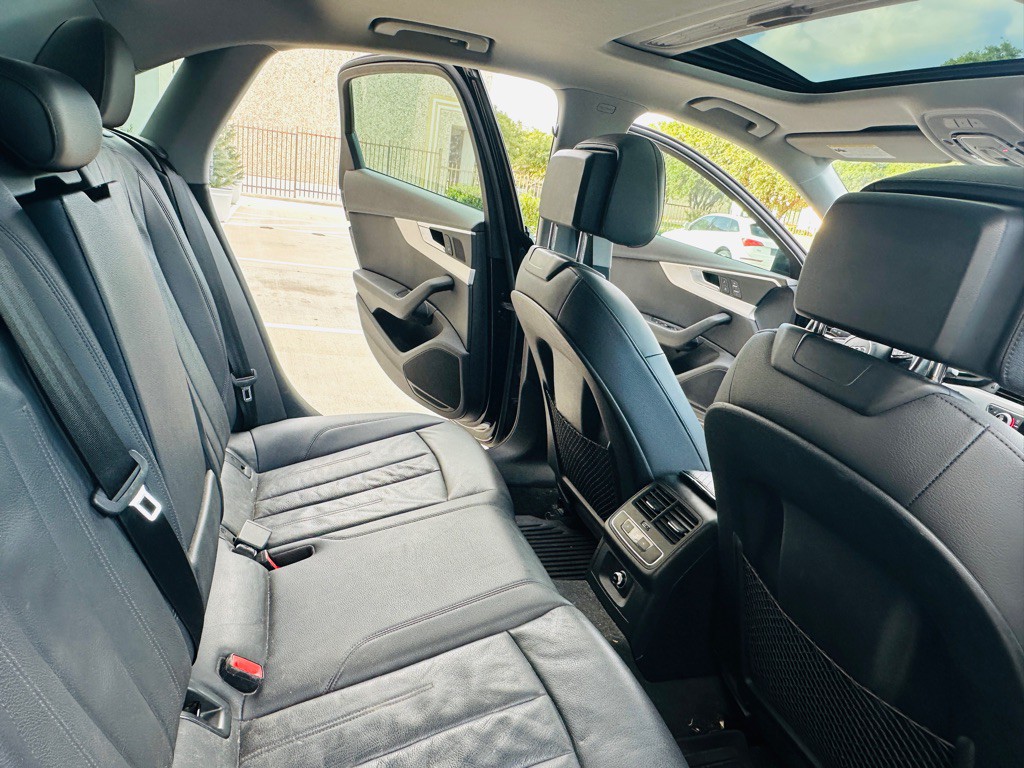 2018 Audi A4 Image 17
