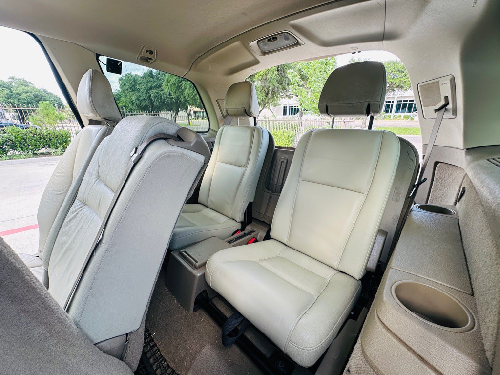 2011 Volvo XC90 Image 18