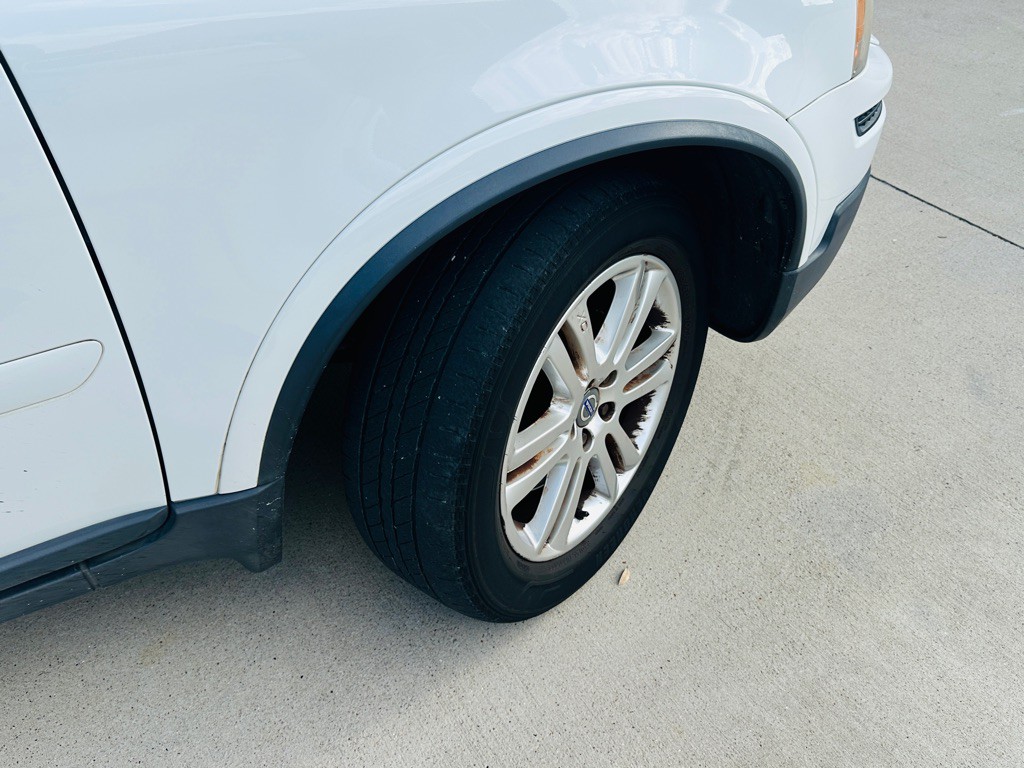 2011 Volvo XC90 Image 26