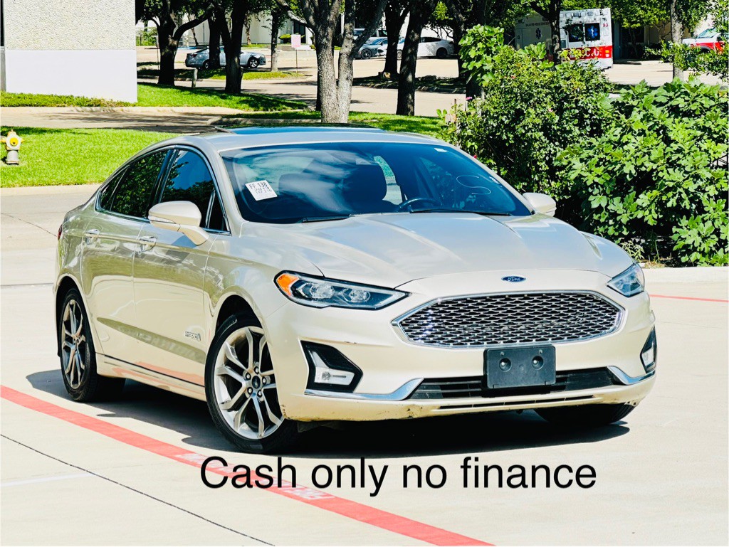 2019 Ford Fusion Image 1