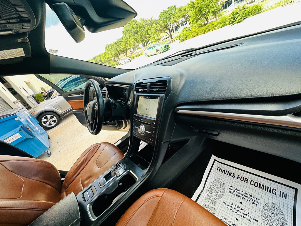 2019 Ford Fusion Image 24