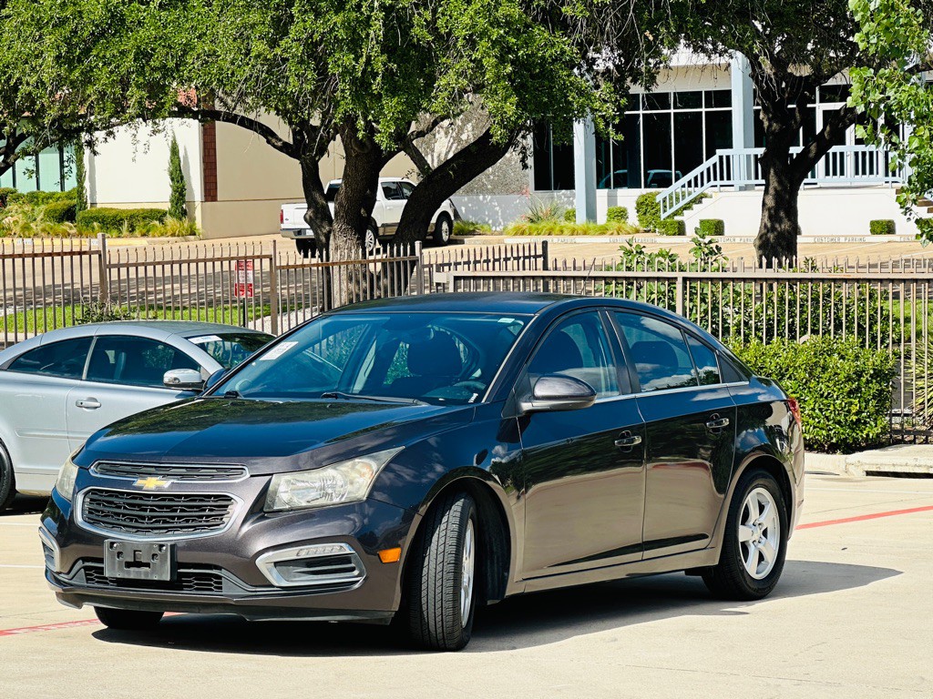 2016 Chevrolet Cruze Image 3