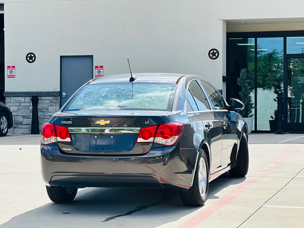 2016 Chevrolet Cruze Image 9