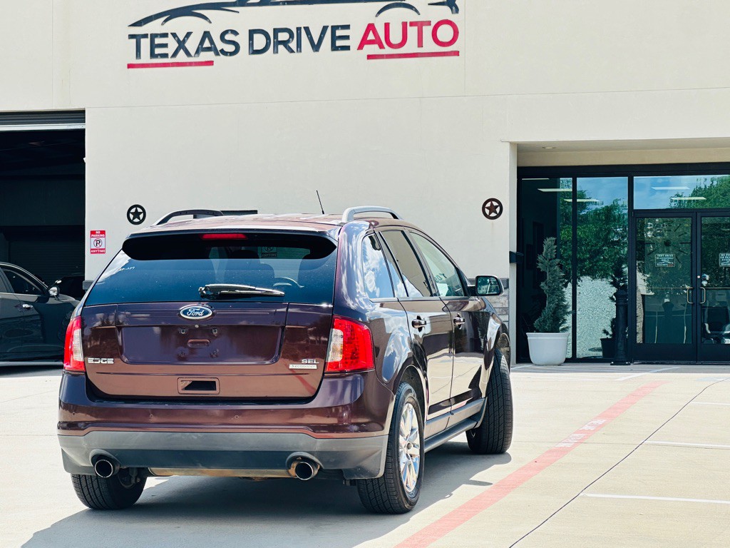 2012 Ford Edge Image 10