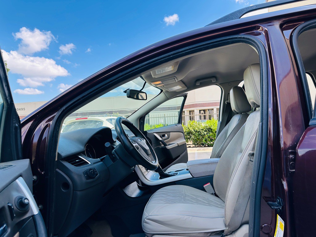 2012 Ford Edge Image 13