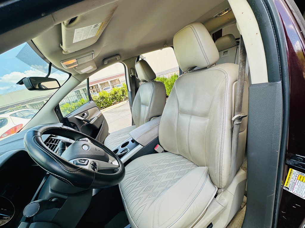2012 Ford Edge Image 16