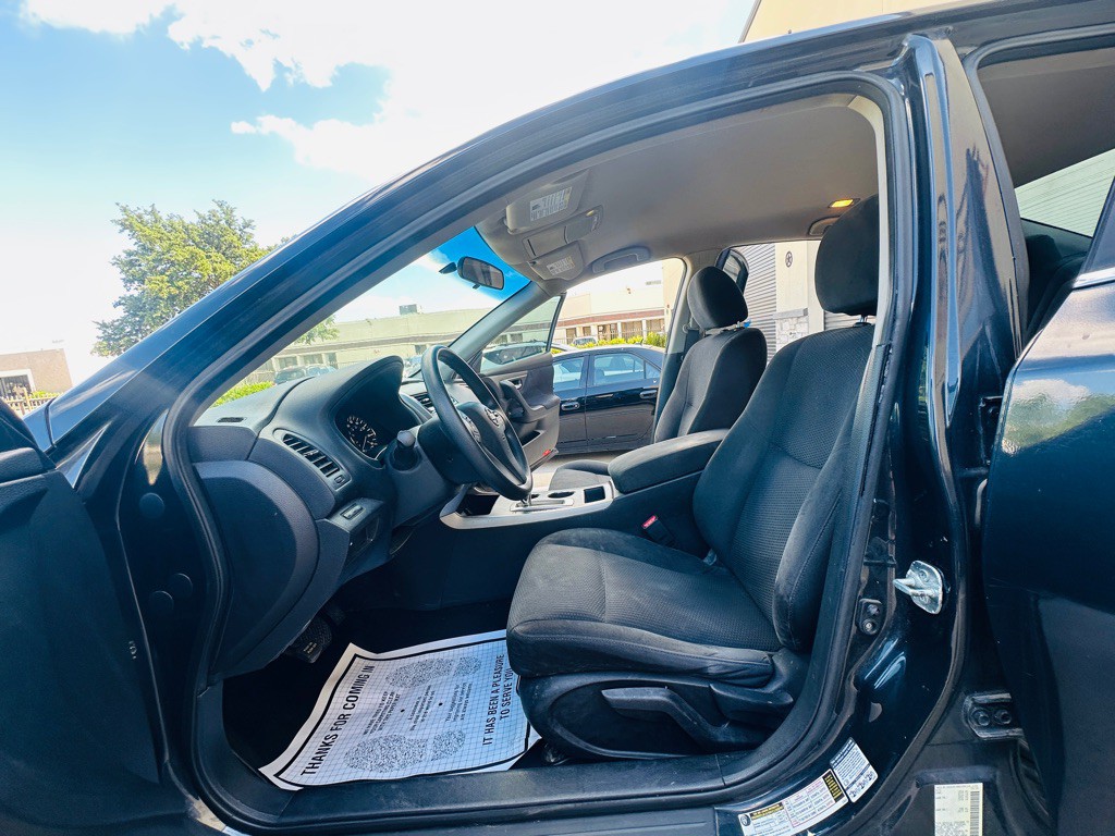 2015 Nissan Altima Image 12