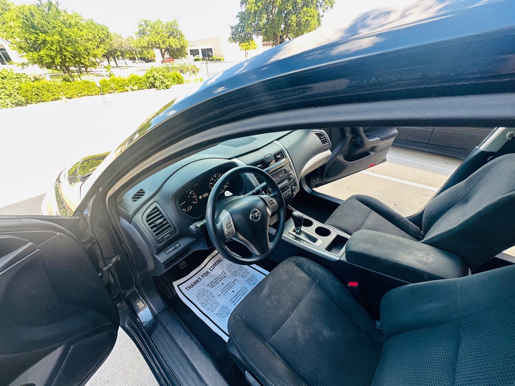 2015 Nissan Altima Image 13