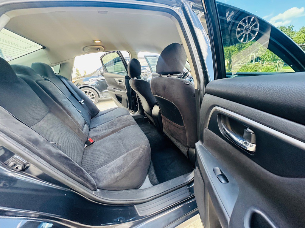 2015 Nissan Altima Image 18