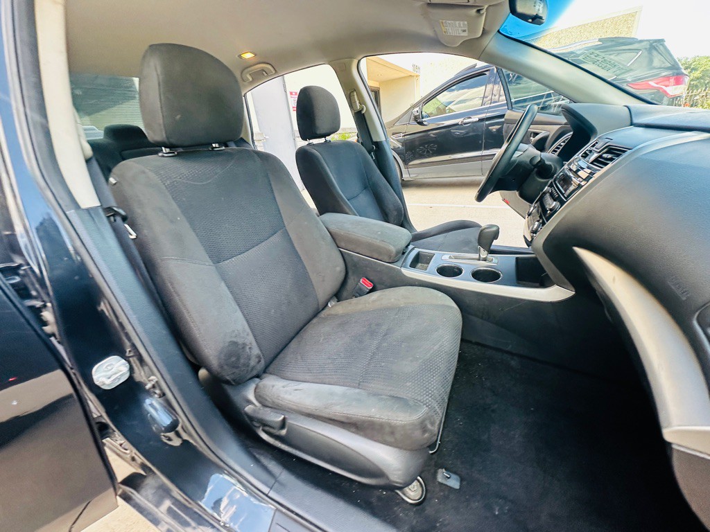 2015 Nissan Altima Image 21