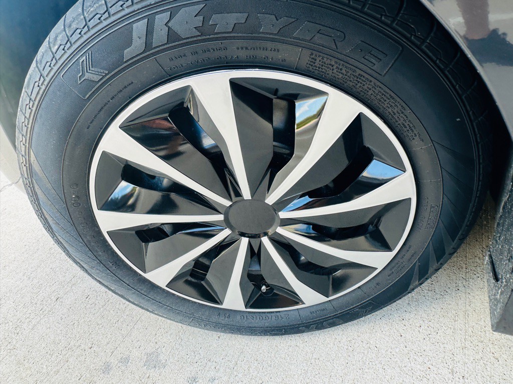 2015 Nissan Altima Image 25