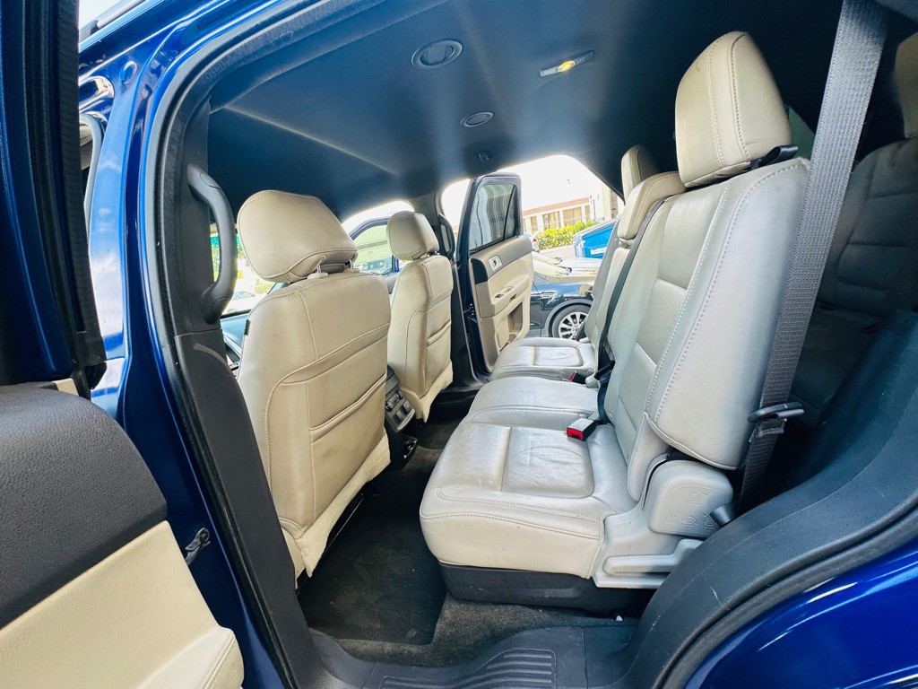 2013 Ford Explorer Image 16