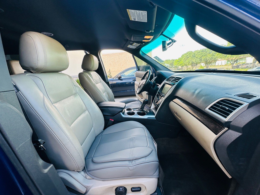 2013 Ford Explorer Image 24