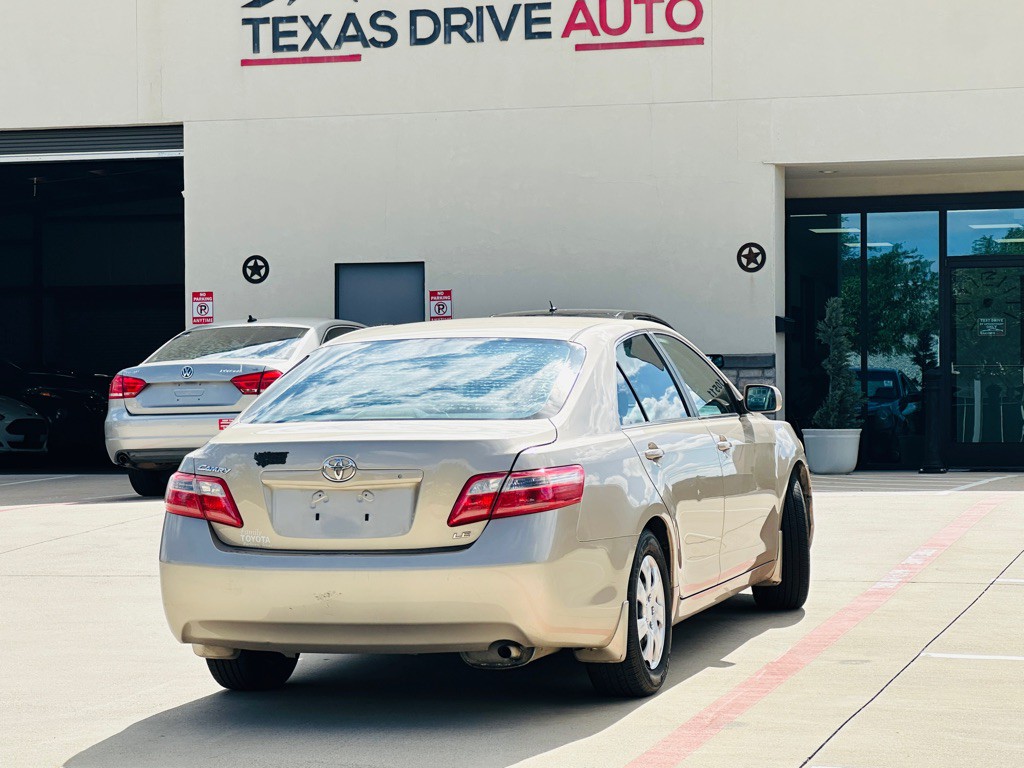 2009 Toyota Camry Image 10